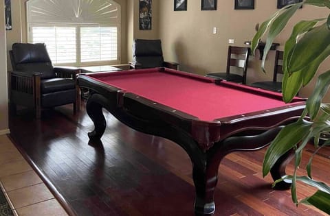 Pool / game room