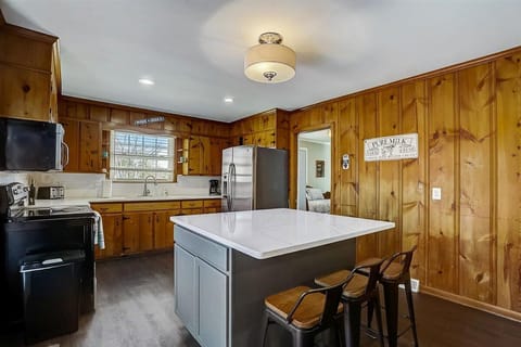 Large island for gathering, puzzle-doing or morning coffee