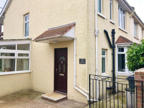 Exterior | Harry’s, Torquay