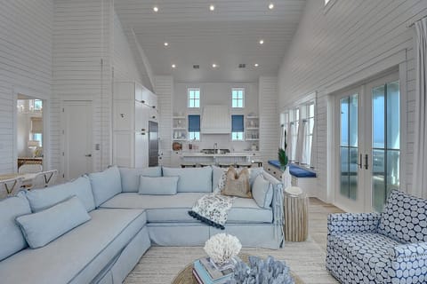 3rd Floor Living Area