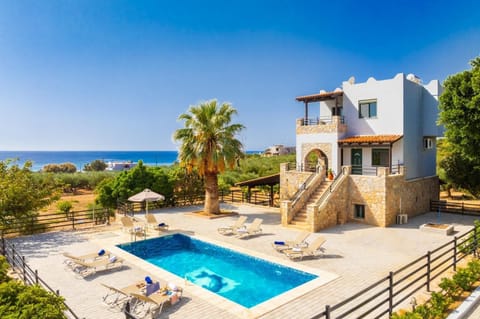 Beautiful villa with private pool and terrace with sea views