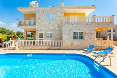 Beautiful villa with private pool, terrace, and large garden