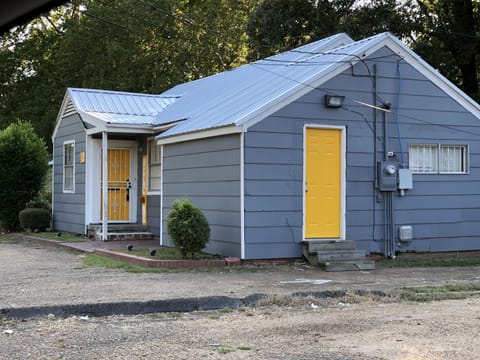 Mar’Flo Golden Cottage 
4855 North State Street 
Jackson Ms 