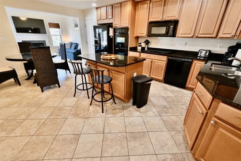 Large eat in kitchen with seating for 6