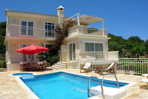 Beautiful villa with private pool, terrace, and lawn 