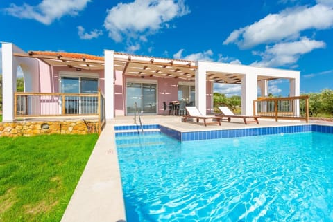 Beautiful villa with private pool and terrace