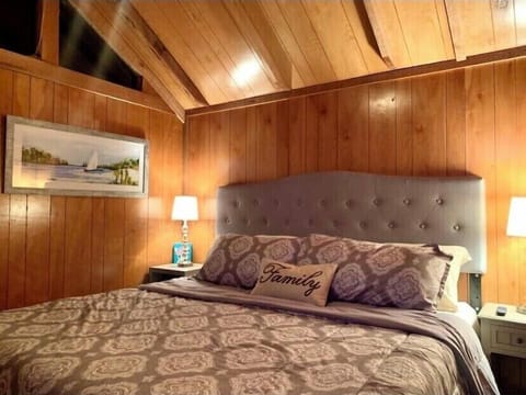 King in downstairs master, loads of built in storage and tv. 