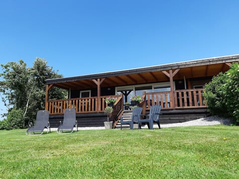 Holiday Home Exterior [summer]