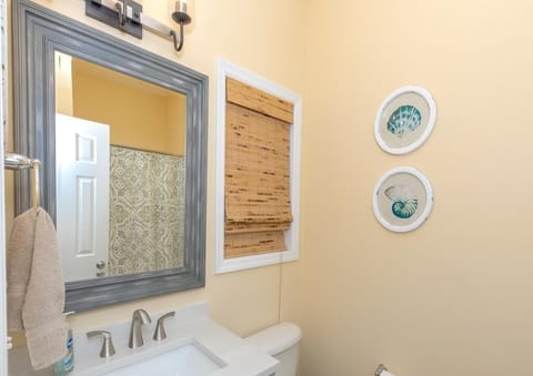 Top Floor Hall Bathroom