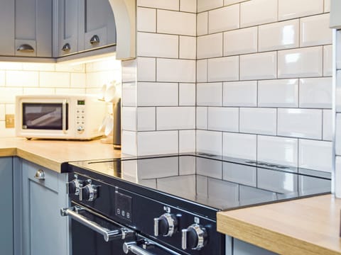 Kitchen | The Granary, Hayscastle, near Newgale