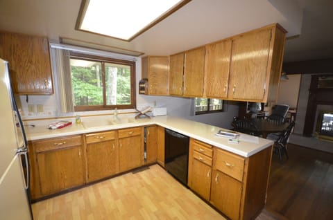 Fully stocked kitchen with dishwasher