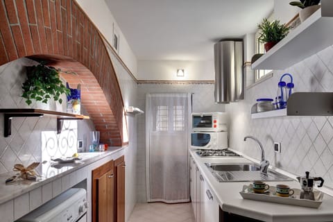 49-little-house-sorrento-apartament-kitchen