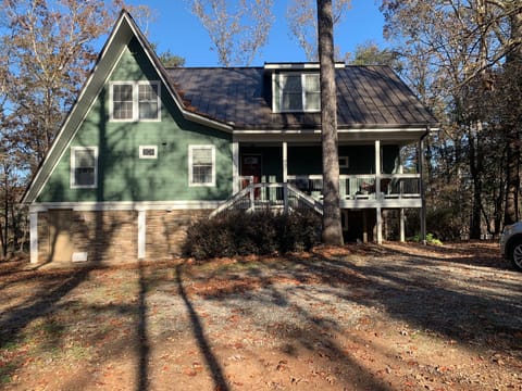 Plenty of parking in the front of the house