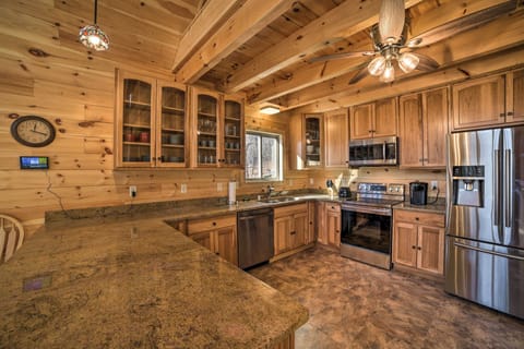 Fully Equipped Kitchen | Cooking Basics | Complimentary Spices