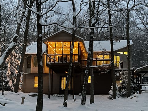 Plenty of space to spread out yet come together.