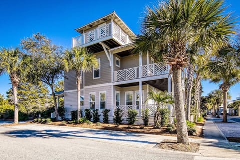 Special find on a corner lot with extra street parkings