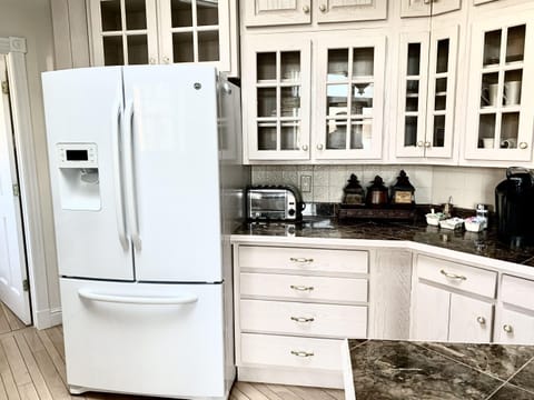 Refrigerator and Tea Station