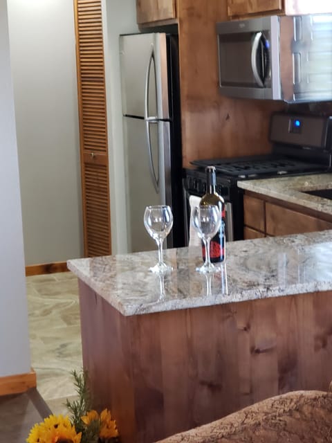 lovely full kitchen with gas stove