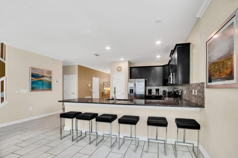 Beautiful 10 bed 5 bath villa located in Champions Gate Resort