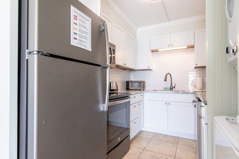 Fully stocked kitchen.