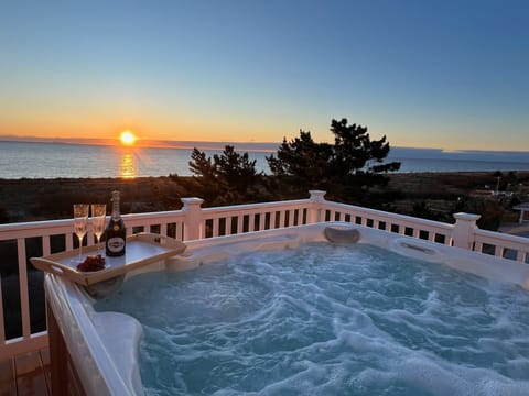 Sunrise 3rd flood deck - bayside