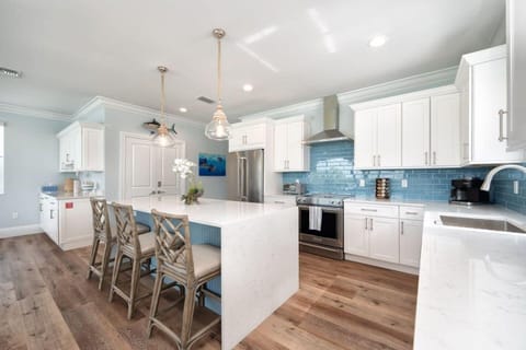 Extra seating at kitchen island