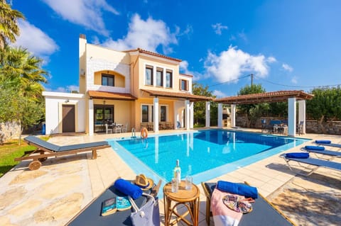 Beautiful villa with private pool and terrace