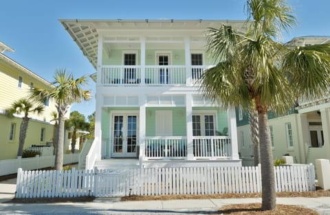 Footprints in the Sand 