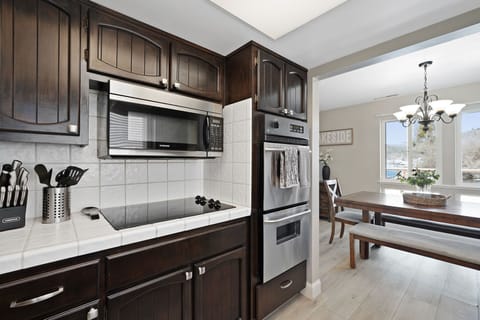 Double oven, electric stove top and built in microwave