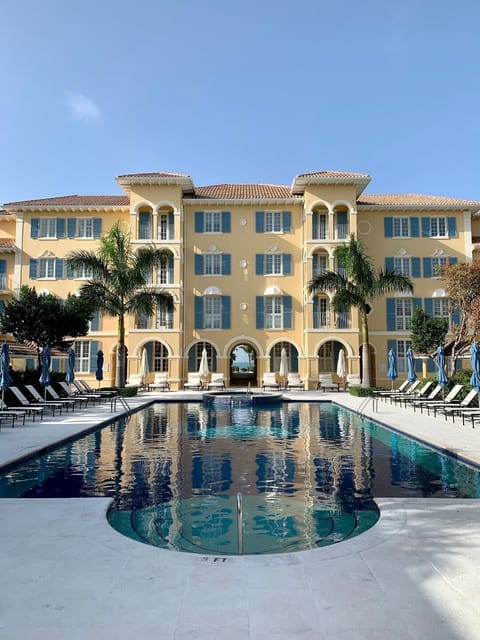 Villa Renaissance pool and hot tub