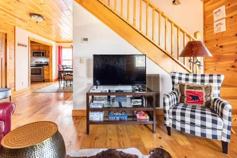 Spacious yet cozy floor plan with cable, high speed internet, and games