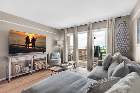 Islander Beach Resort 305