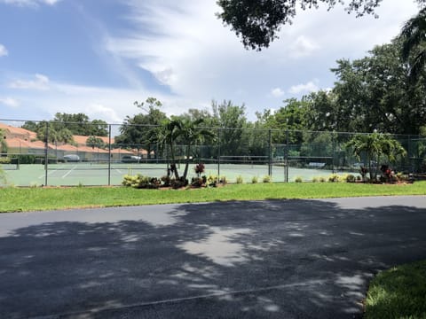 Tennis and Pickle Ball courts