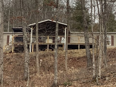 Whitfield Hideaway  NEW LISTING 2/2021