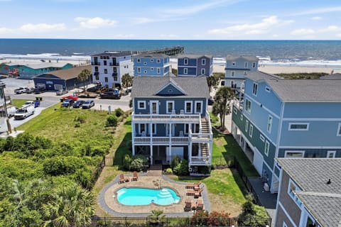 Exterior - Back / Overlooking the Ocean