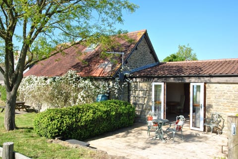 Traditional converted barn with private garden
