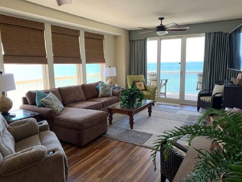 Living Room looking out to the Ocean and To the Each. Stunning Views