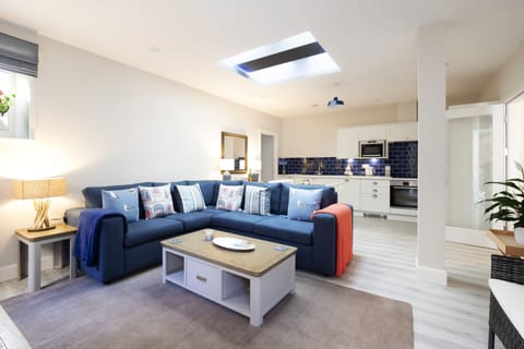 Stylish lounge/kitchen/diner