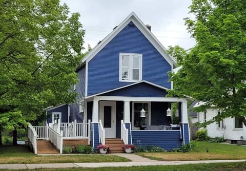 The Blue House!!!