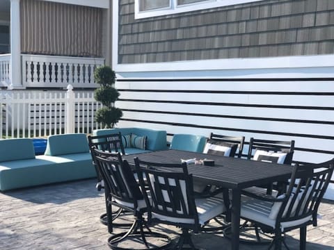 Patio setting for relaxation 