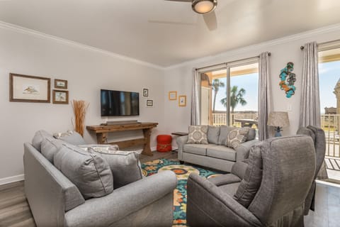 Wave Loud A Living Room on Gulf