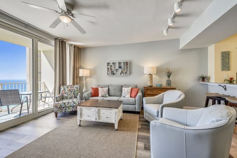 Gulf Front Living Area with Sleeper Sofa