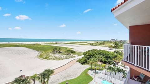 Surf Beach Room 602 Balcony View