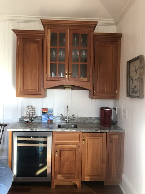 Wet Bar second Floor Family Room with Wine Cooler, Ice Maker, and Sink