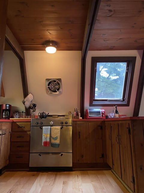 Fully stocked kitchen 