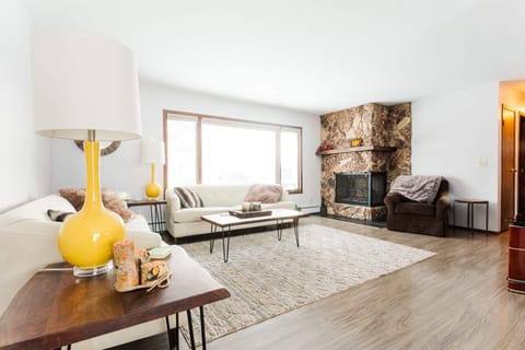 Living room - Great for hanging out and watching TV after long days of exploring