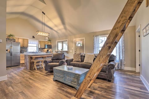 Living Room | Free WiFi