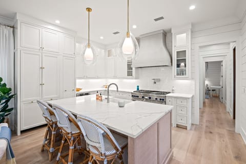 First Floor: Kitchen