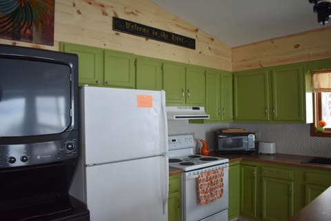 Laundry available for guests