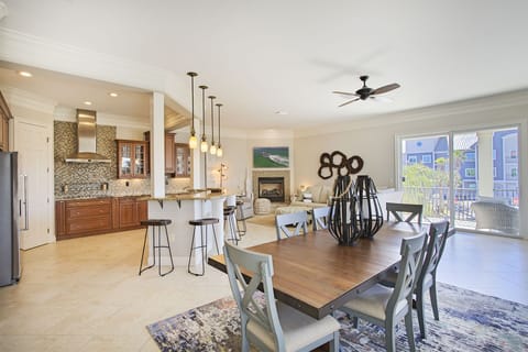 21-Henderson-Hideaway-Dining